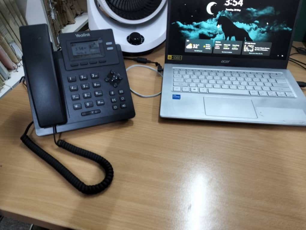 Cloud PBX customer setup with office IP phones
